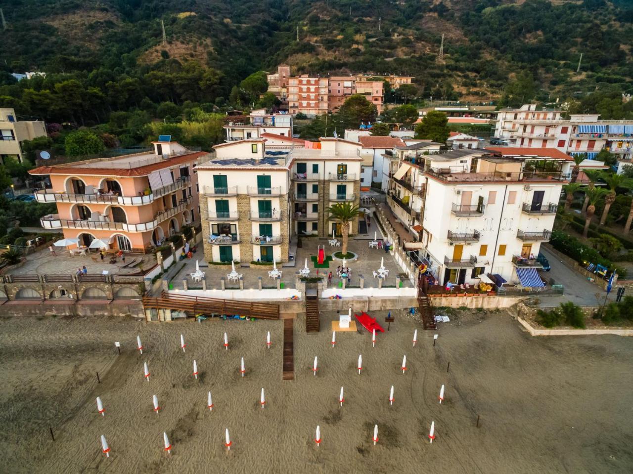 Acciaroli Vacanze Residence Luaran gambar