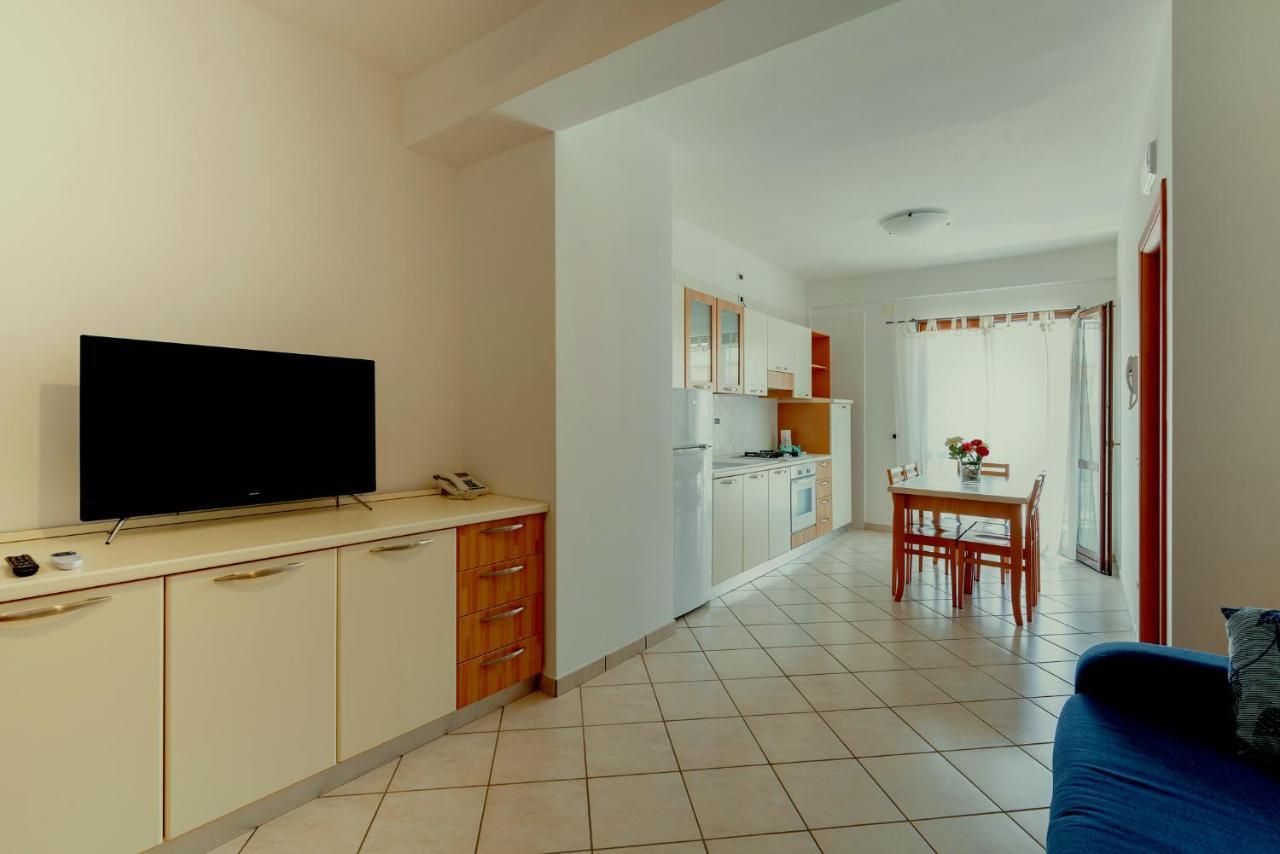 Acciaroli Vacanze Residence Luaran gambar